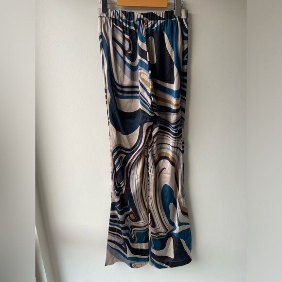 🦋 2/$20 Zara psychedelic sheer pants NWT - Picture 3 of 7